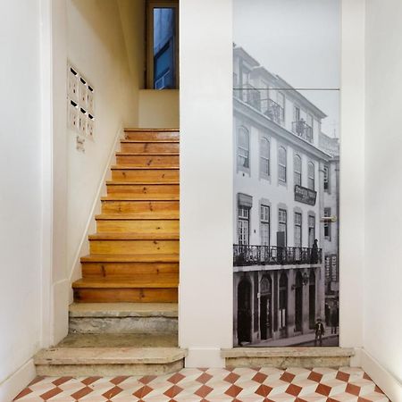 Appartamento Alfama Sophisticate Flat With Balconies 2Bedrs 2Baths & Ac In 19Th Century Building Historic Center Lisbona Esterno foto