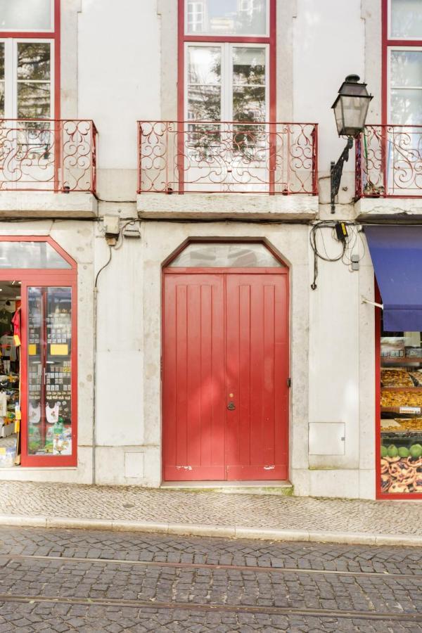 Appartamento Alfama Sophisticate Flat With Balconies 2Bedrs 2Baths & Ac In 19Th Century Building Historic Center Lisbona Esterno foto